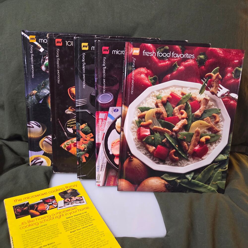 Vintage 1980s Microwave Cooking Library Cookbook Lot of 5 Retro Kitsch